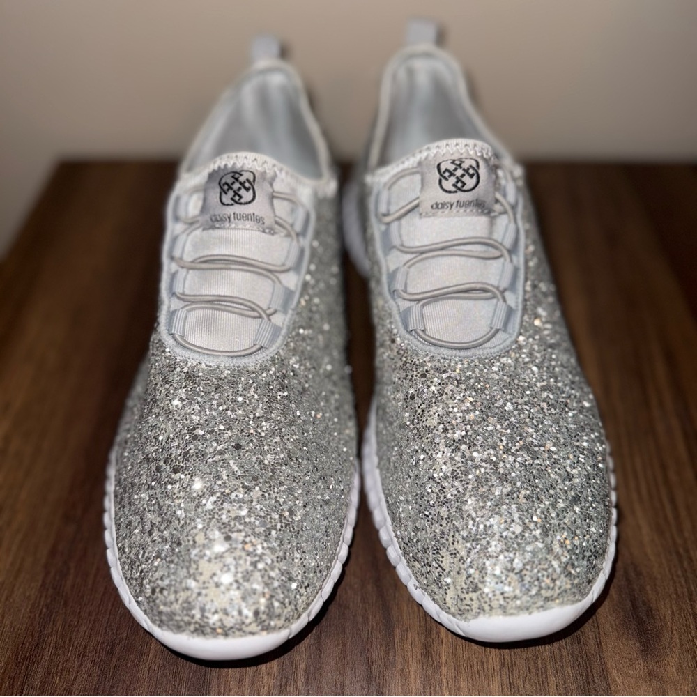Daisy Fuentes Silver Glitter Sneakers 10M - Picture 3 of 10